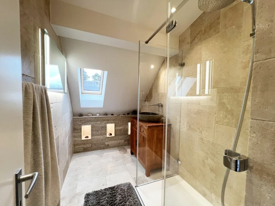 Maison de rang familiale à Zürich-Schwamendingen – photo 6 sur 8