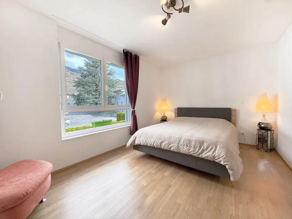 GERÄUMIGES 4.5-ZIMMER-WOHNUNG MIT HOHEM WOHNSTANDARD – Foto 7 von 10
