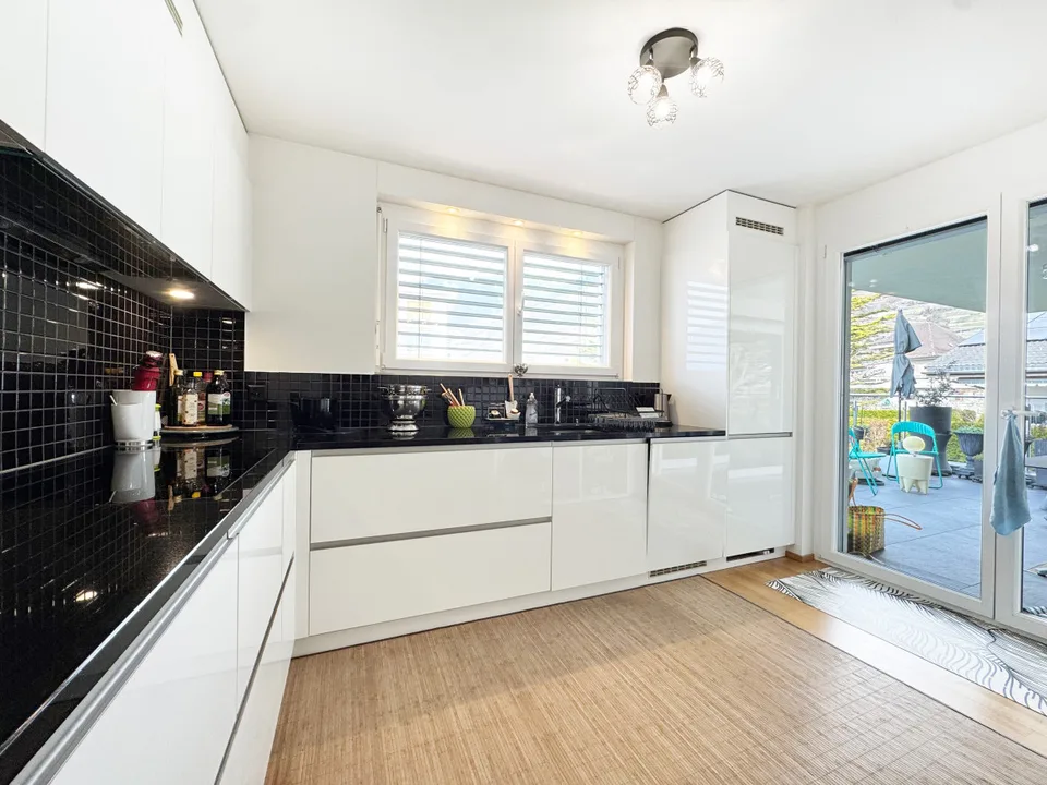 SPACIOUS 4.5-ROOM APARTMENT OF HIGH STANDARD
