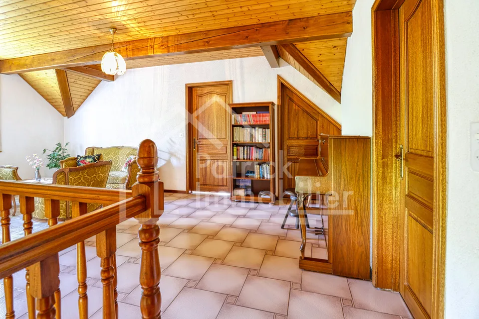 Villa individuelle familiale avec jardin, volumes généreux et potentiel indépendant – foto 8 di 13