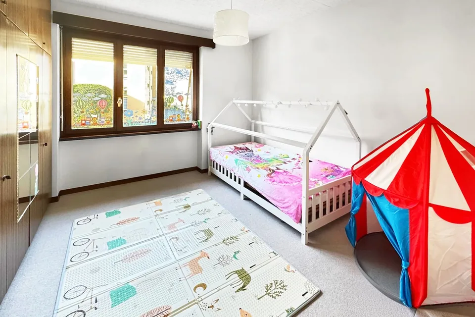 Zweifamilienhaus mit Grundstück R4 im Zentrum