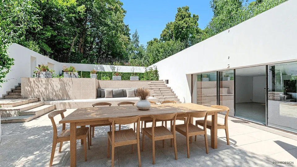 Magnifique et spacieuse propriété rénovée du XVIIIᵉ siècle, parcelle de 3 136 m², piscine intérieure