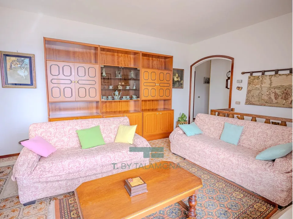 Casa indipendente con giardino privato e vista mozzafiato sul Lago Maggiore a Campagnano – foto 9 di 13