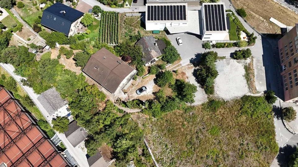 Villa mit Baugrund und Scheune – Quartier Plantzette, Sierre – Foto 16 von 30