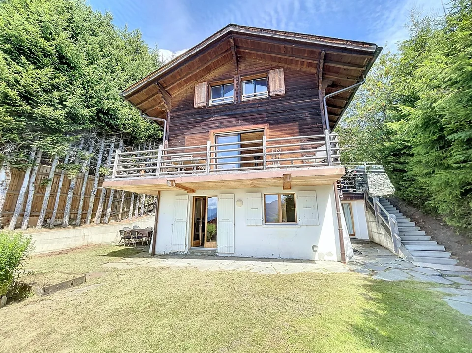 CHALET DE 3 APPARTEMENTS