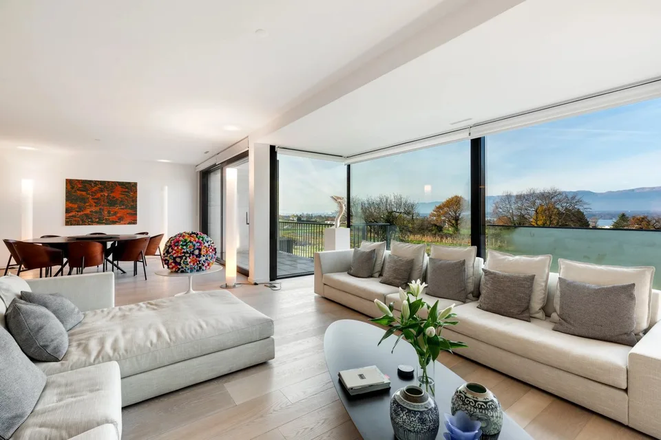 Großes Apartment mit Aussicht in Corsier
