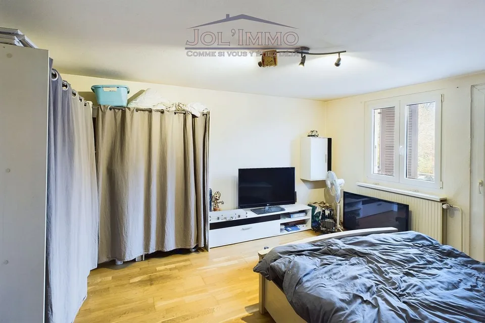 Grand immeuble de 3 appartements – photo 7 sur 13