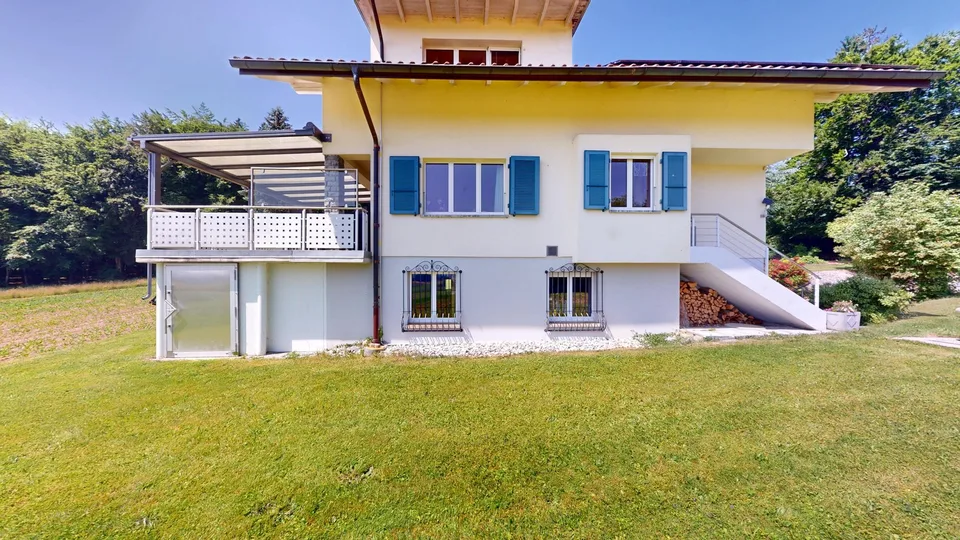 Villa des Champs – Un cadre de vie privilégié avec un terrain d’exception