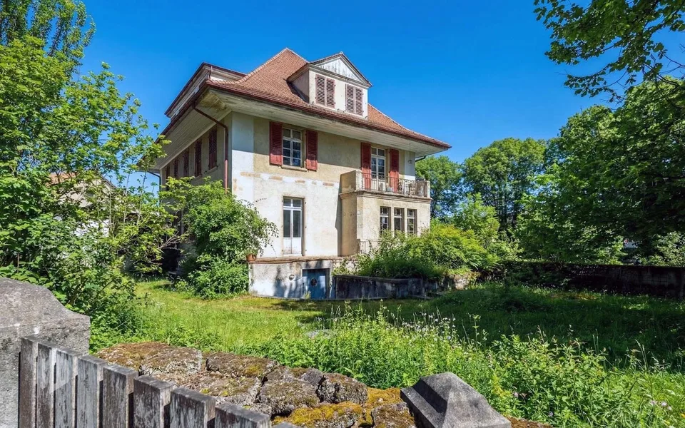 ImmoWyss - Ex villa del direttore Zur Schützenlinde sul fiume Aare