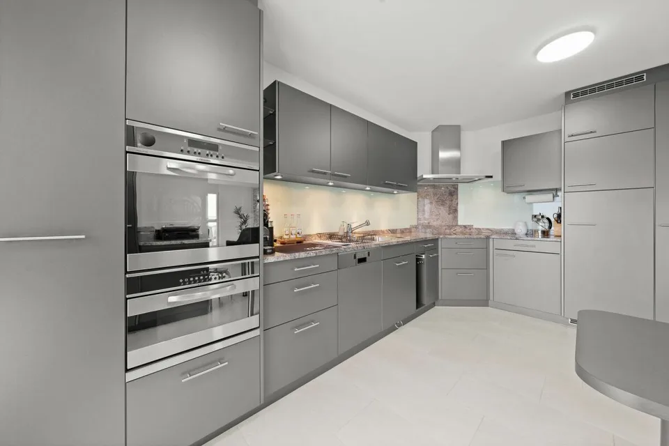 4 1/2 Zimmer- Wohnung im ersten Geschoss