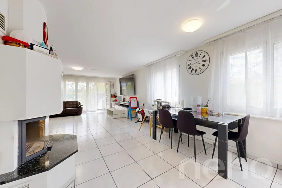 4.5-room duplex apartment with additional space in Henau – photo 13 of 19