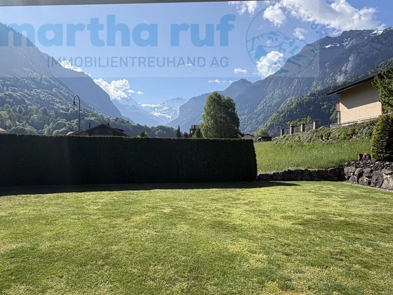 Traumhaus mit Bergsicht, grosser Terrasse und Doppelgarage