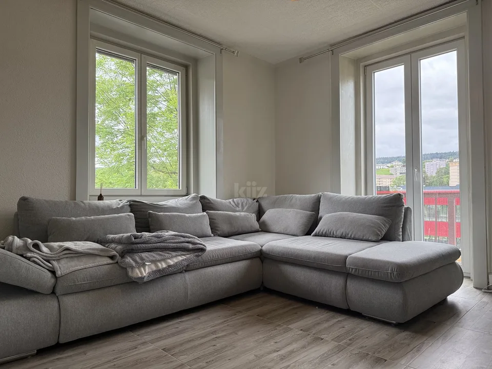 Schönes Apartment mit Balkon