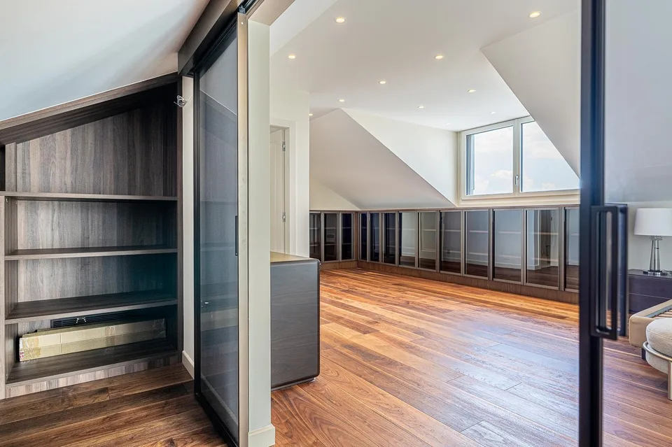 Grande villa contemporaine avec 5 chambres en suite – photo 14 sur 19