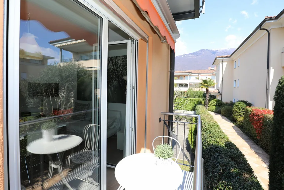 Charmant appartement 2.5 pièces avec petit balcon