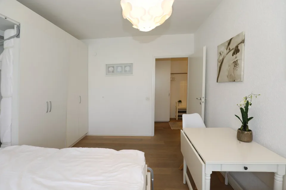 Charmante 2.5-Zimmer-Wohnung mit kleinem Balkon – Foto 12 von 15