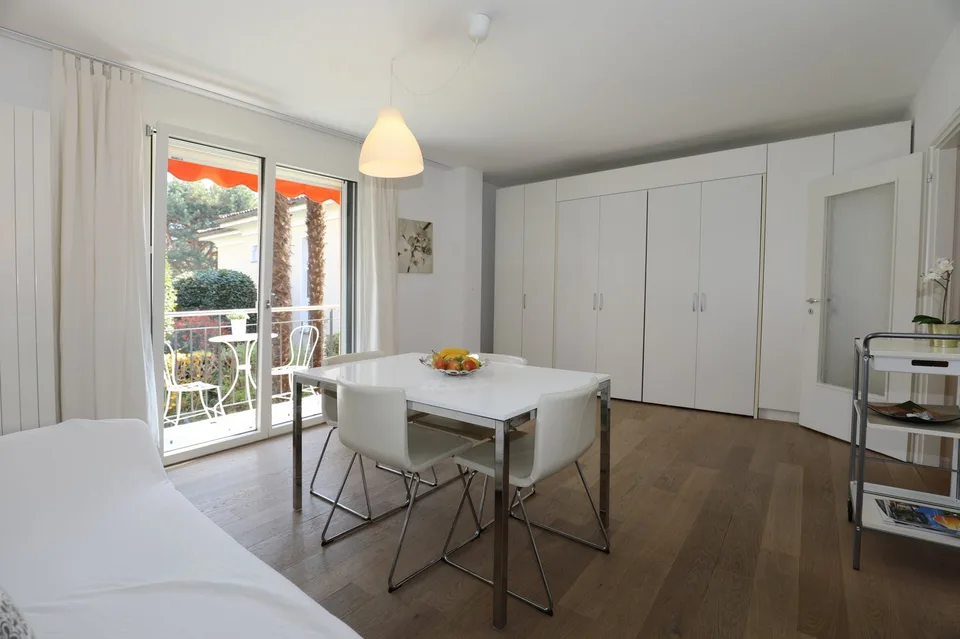 Charmante 2.5-Zimmer-Wohnung mit kleinem Balkon – Foto 6 von 15