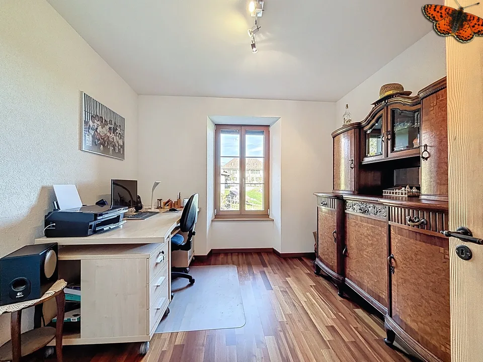 Schönes 4,5-Zimmer-Wohnung in einem renovierten Bauernhaus in Villarsiviriaux – Foto 7 von 13