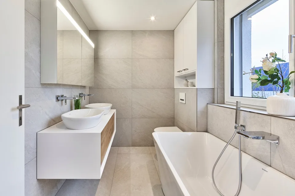 *RESERVIERT* Letzte Obergeschosswohnung mit direktem Liftzugang & Einbauschränken – Foto 13 von 22