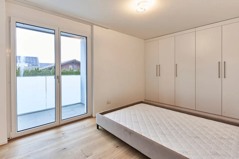 *RESERVIERT* Letzte Obergeschosswohnung mit direktem Liftzugang & Einbauschränken – Foto 18 von 22