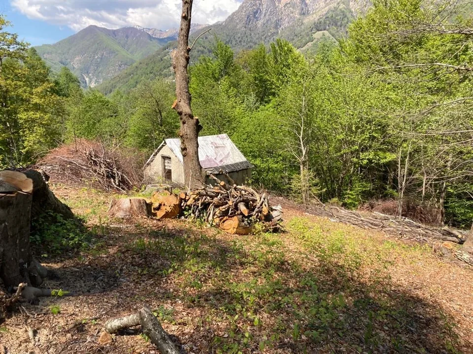 Rustico am Dorfrande zum Ausbauen mit Baulizenz – Foto 12 von 16