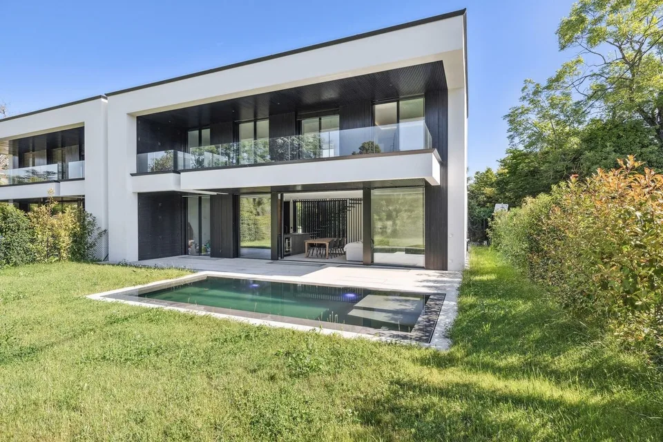 Exceptional THPE villa with pool in Chêne-Bougeries – photo 13 of 24