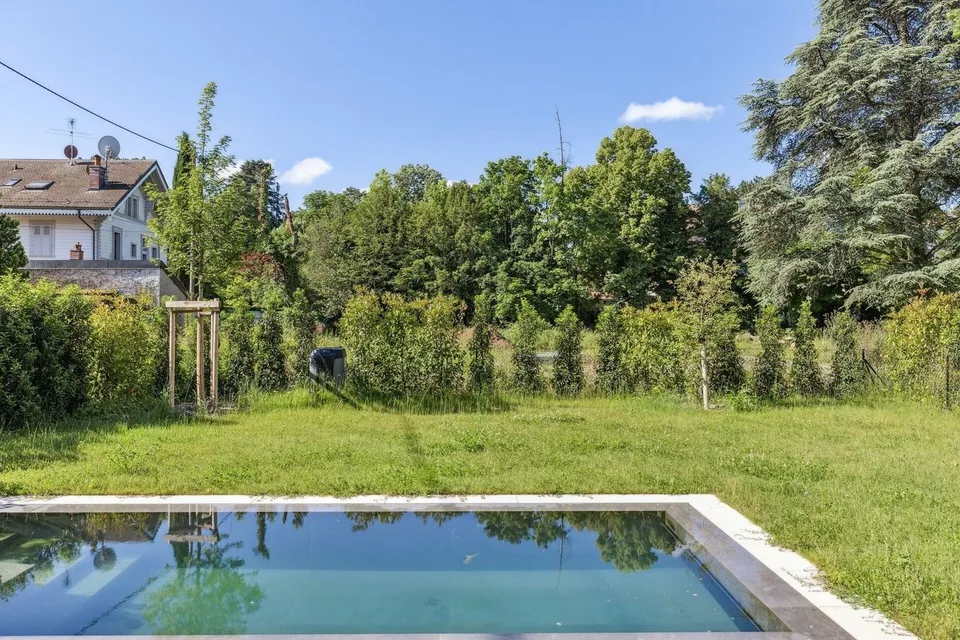Exceptional THPE villa with pool in Chêne-Bougeries – photo 15 of 24