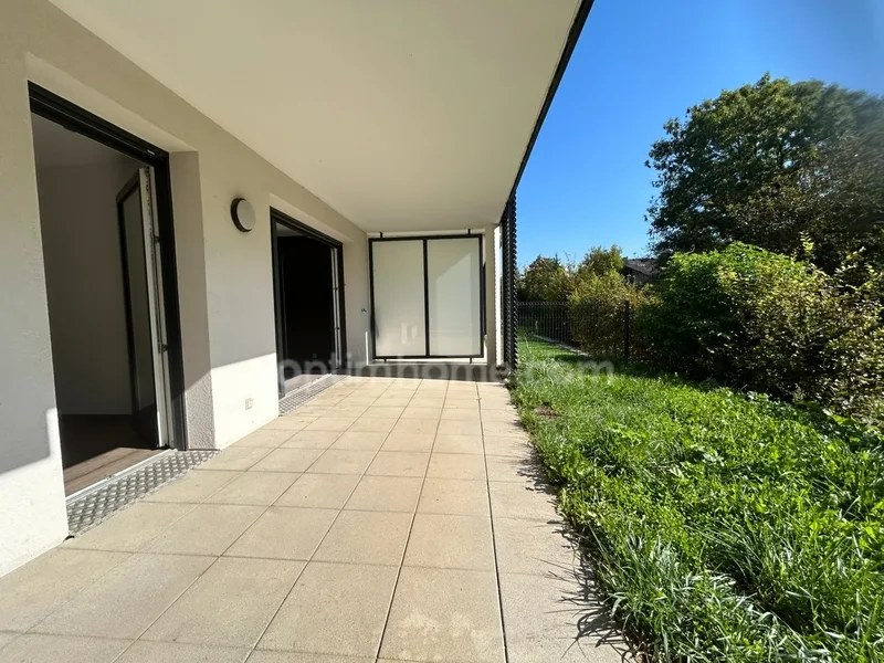 SAINT-LOUIS NEUWEG, résidence de Standing, superbe appartement rez de