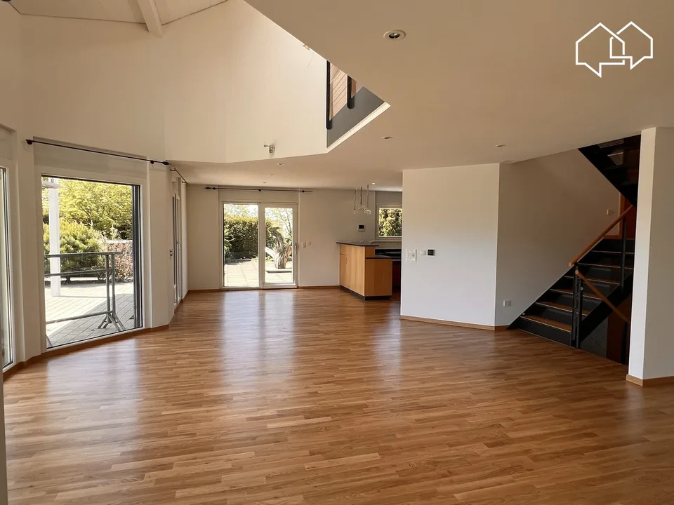 Villa individuale di 6,5 locali con piscina in un ambiente idilliaco