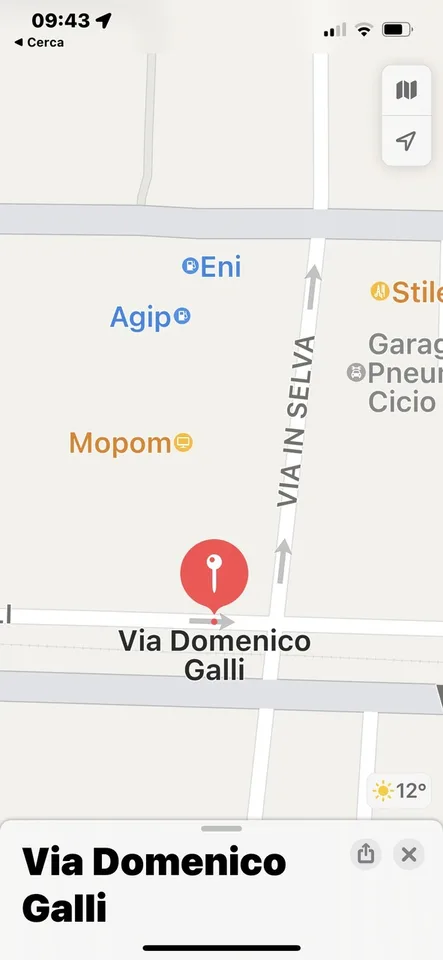 Vendesi posteggio in autorimessa