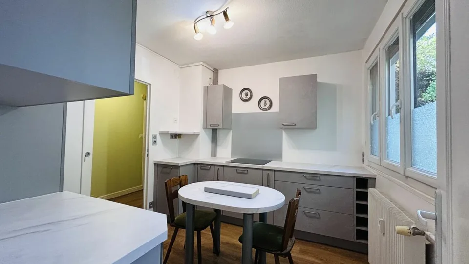 Wohnung mit 5 Zimmern