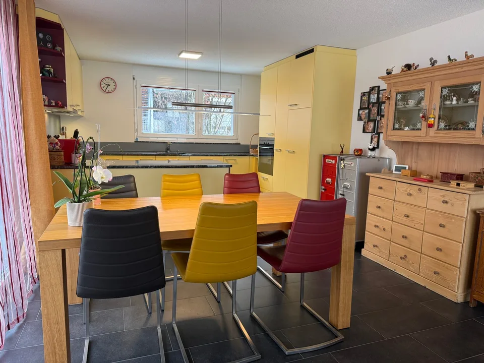 4 1/2-Zimmer Wohnung - modern, gepflegt und ruhig gelegen