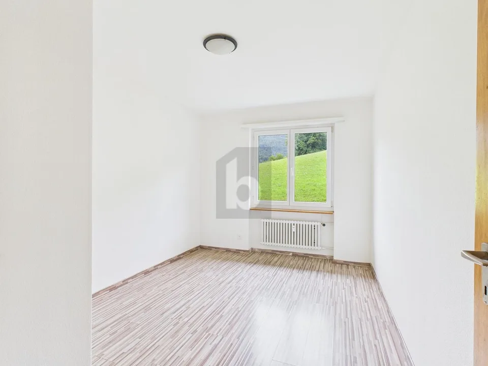 PRAKTISCHER GRUNDRISS MIT BALKON – photo 16 of 22