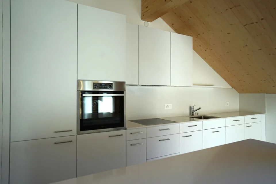 Schönes Dachgeschoß mit 3,5 Zimmern im Neubau