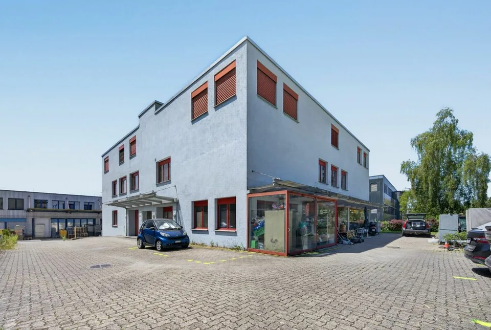 Attraktive Gewerbefläche mit vielseitigen Nutzungsmöglichkeiten in Geroldswil
