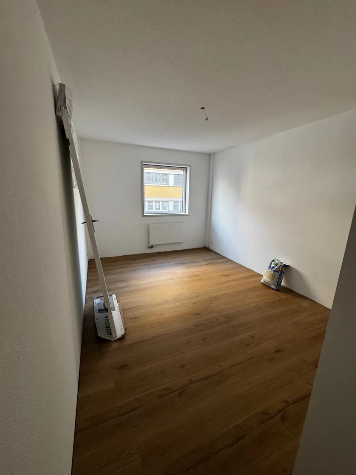 Magnifique appartement de 4,5 pièces avec cheminée au cœur du Locle – photo 7 sur 8