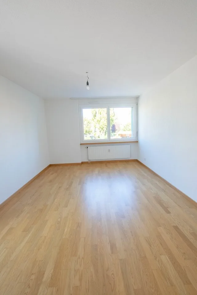 Emplacement résidentiel calme avec balcon ensoleillé