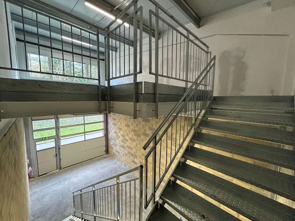Spazio industriale moderno a 2 piani a Vallorbe