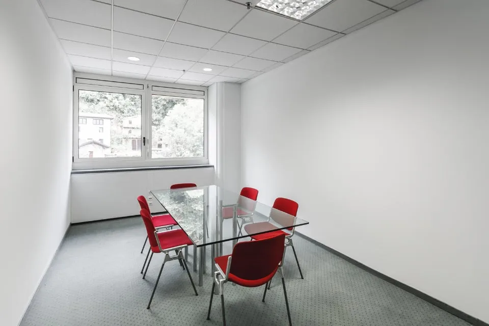 LUGANO NORD - BÜRO VON 1162 MQ TEILBAR (REF. 202-203)