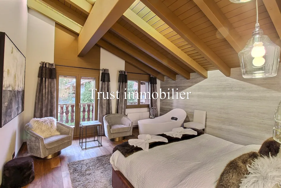 4025L. Incroyable attique 4.5 pcs à louer, proche centre Crans – Foto 8 von 13