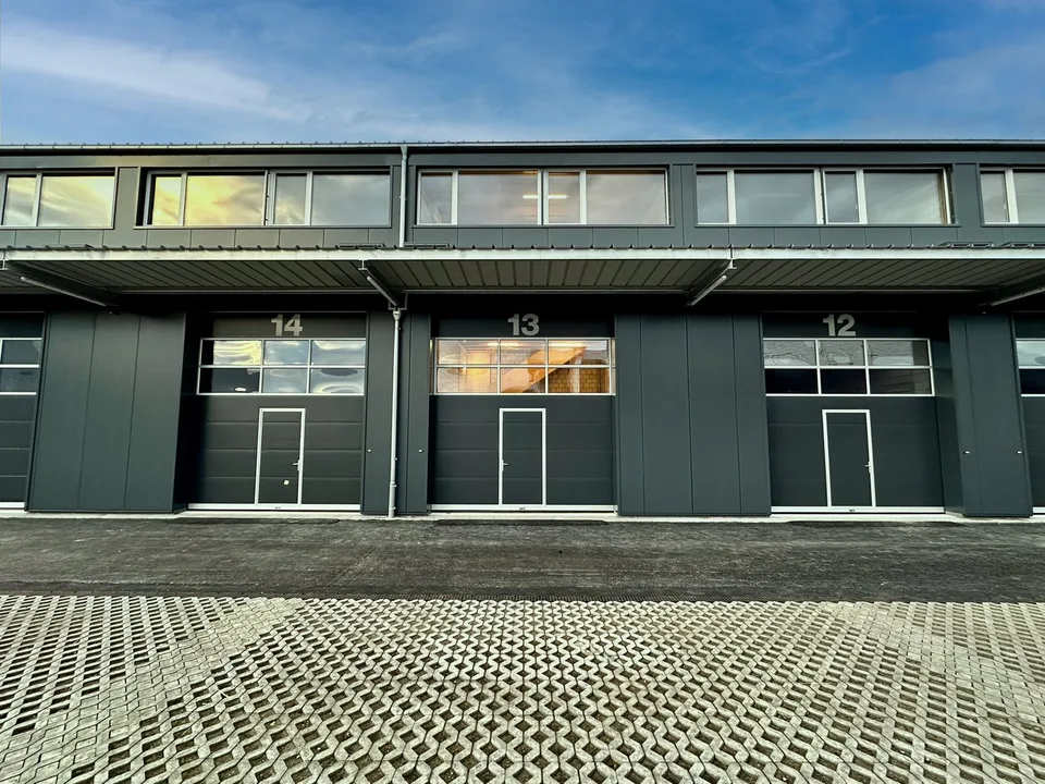 Moderne Gewerbeimmobilie in Röthenbach Herzogenbuchsee zu vermieten