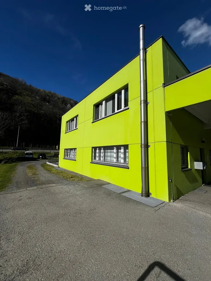Spazio commerciale a Bellinzona - Carasso