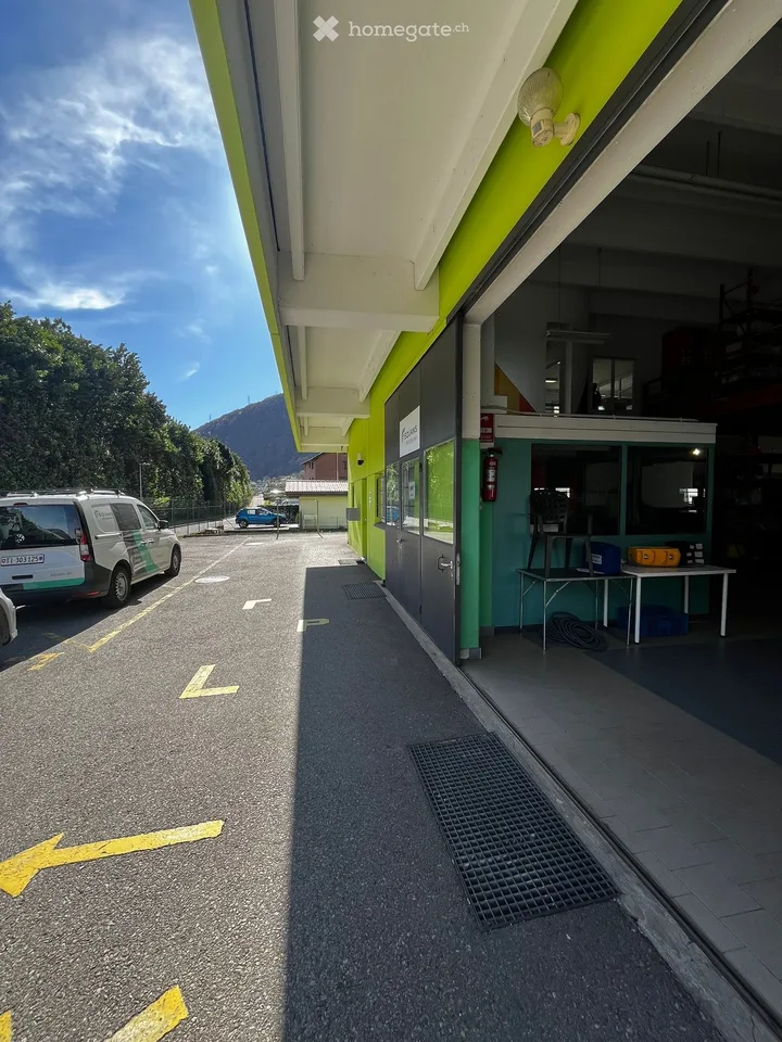 Spazio commerciale a Bellinzona - Carasso