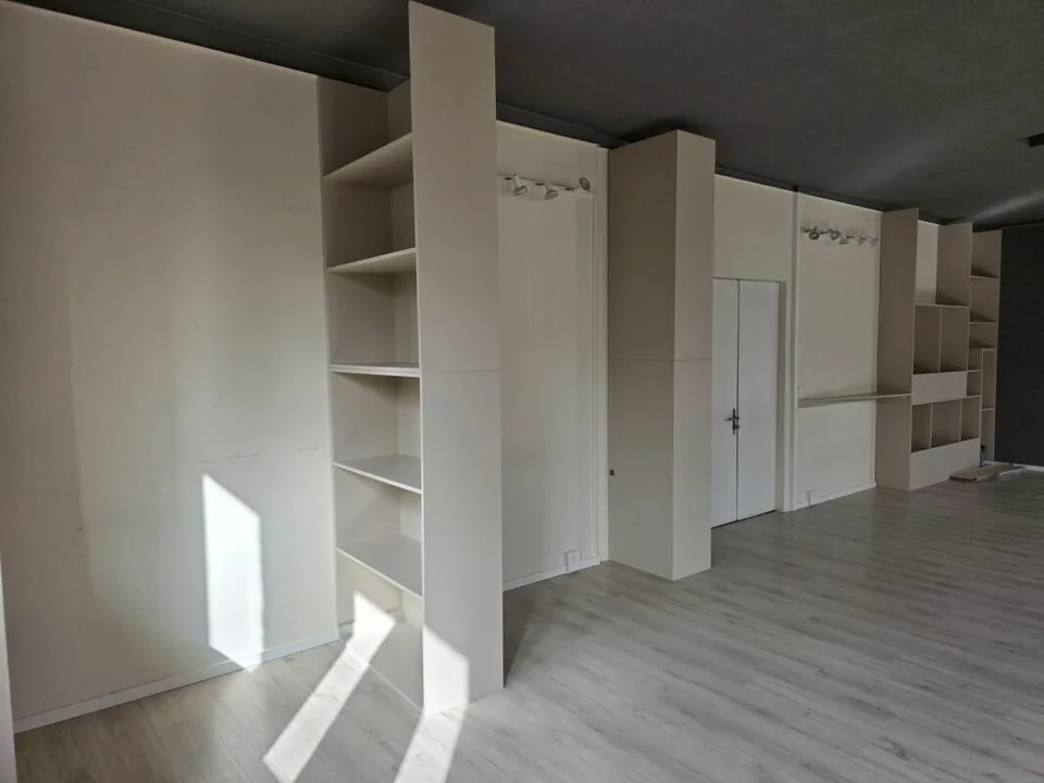 Spazio aperto di 62m2 in affitto. Quartiere del Flon