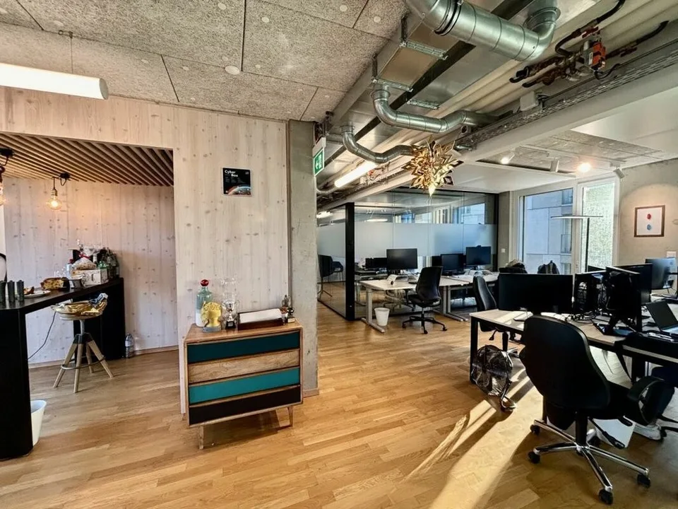 Ufficio di 305m2 in affitto a Morges!
