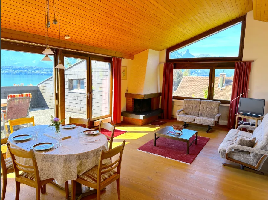 Charmante 3.5-Zimmer-Dachwohnung am See