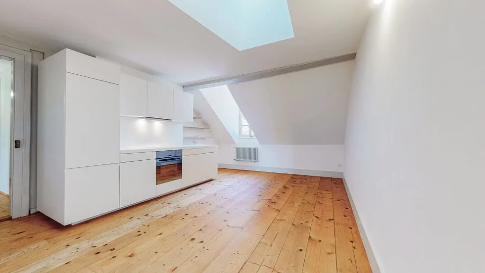 Appartamento maisonette 4 1/2 locali Est, nel cuore della città vecchia di Berna