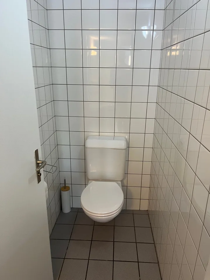 Spazio commerciale in affitto a Kehrsatz