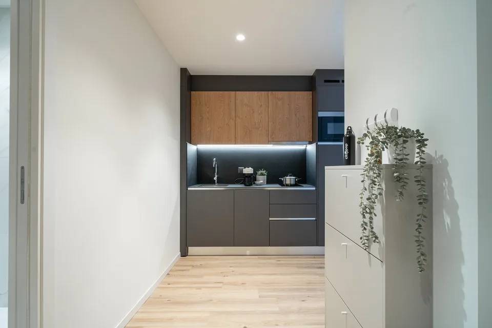 City Pop - Studio Apartments in Basel, next to the train station