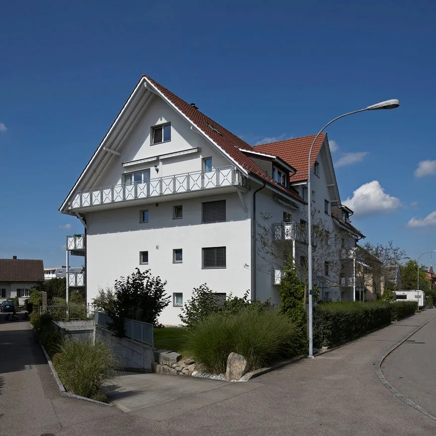 Motorradparkplatz zu vermieten